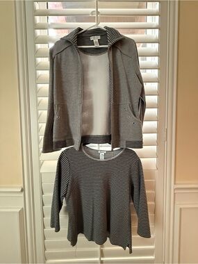 Gray Two-Piece Knit Sweater Set - Crewneck Top & Zip Jacket